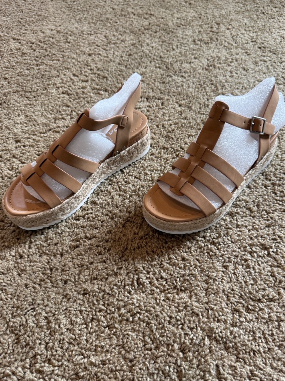 Trader Wedge Sandal - Picture 5 of 7